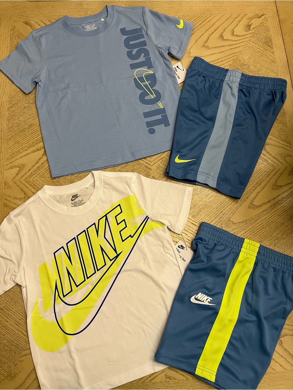 *BUNDLE* Boys Nike Tees & Shorts Size 6